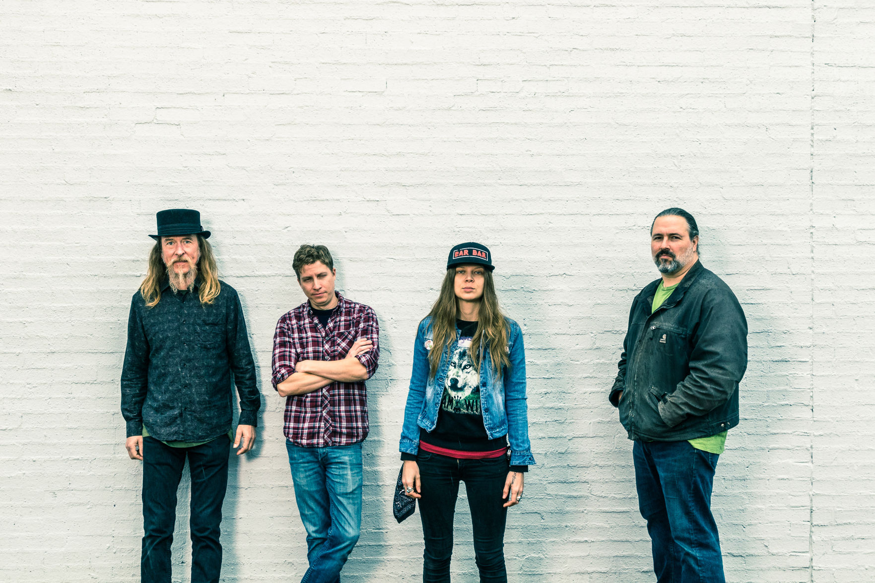 Sarah_Shook_Disarmers_Promo_Photo_by_John_Gessner_2018_2.jpg